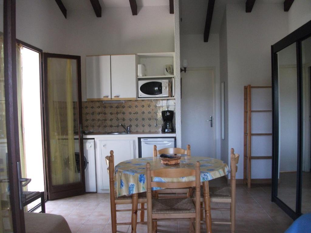 Hotel Carre Noir Porto-Vecchio  Ruang foto